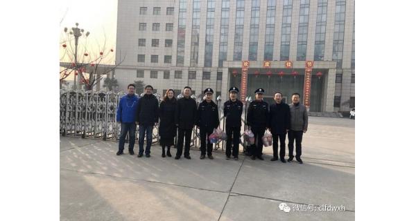 大年初一，公司領(lǐng)導(dǎo)給堅守崗位員工拜年！